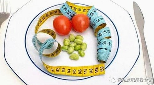 重金包场舞蹈室视频曝光，内容尺度引发网友热议